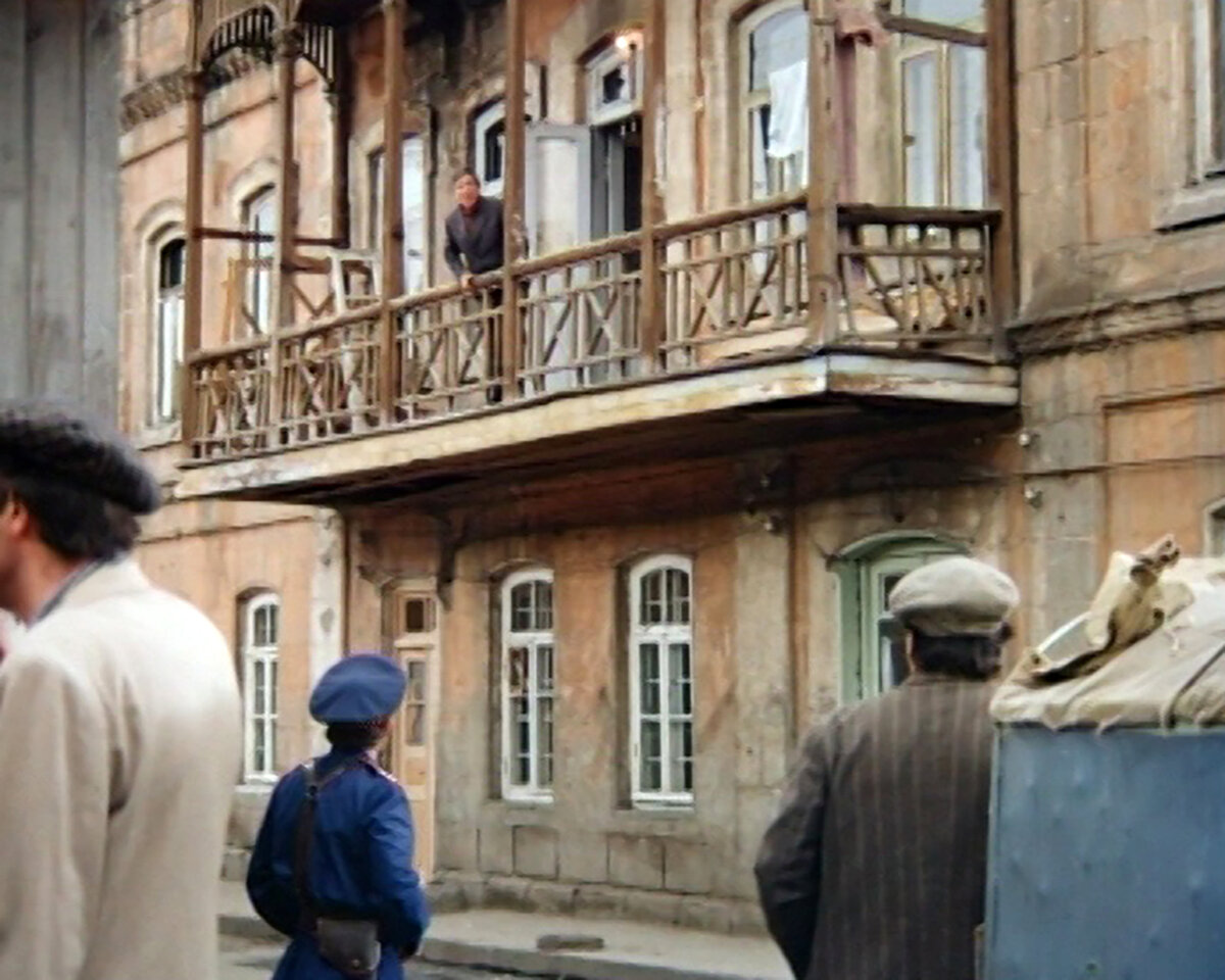 Кадр из фильма «Танго нашего детства» (1985 год).