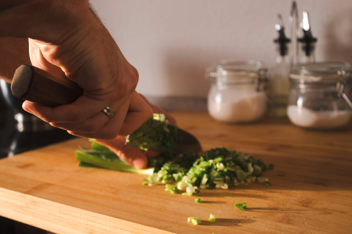 Думаю, уже на этом моменте понятно, на сколько я лезла под руку, в прямом смысле этого слова.