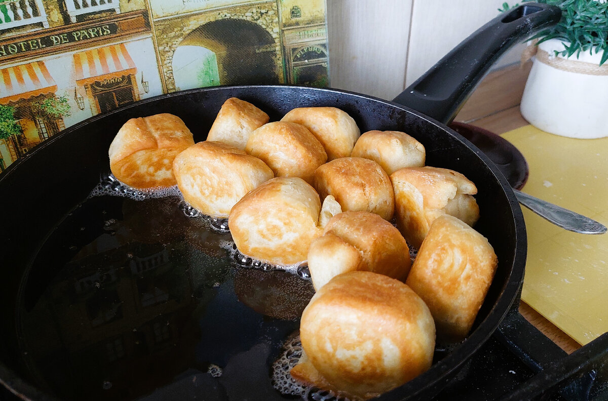 Самый вкусный завтрак - Пышки от Светофора. Из творога на сковороде, замена  сырникам. Пробую готовить первый раз. С чем столкнулась при этом | Вера  Ларина | Дзен