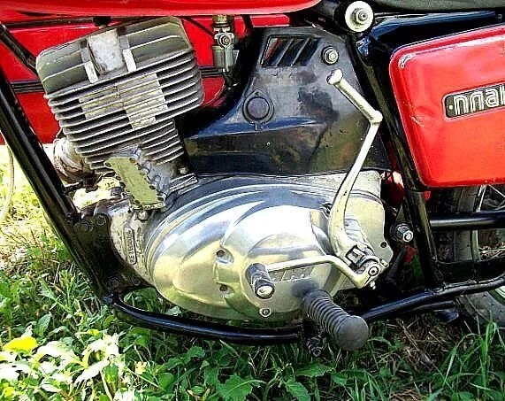 Какой двигатель у советских мотоциклов служил дольше других