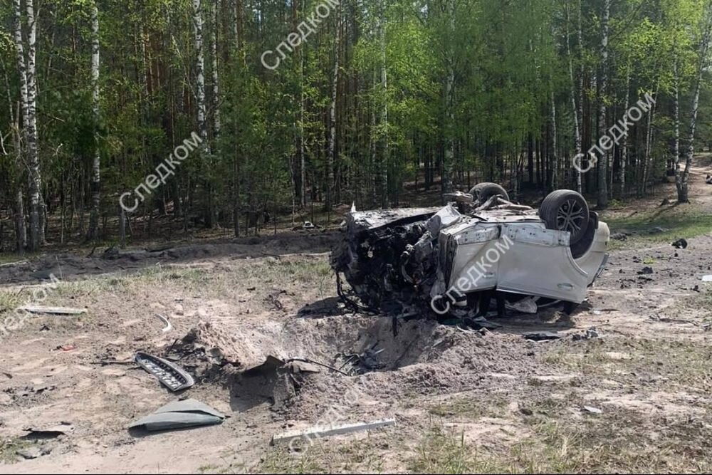 Автомобиль Захара Прилепина после взрыва (фото: СК РФ)
