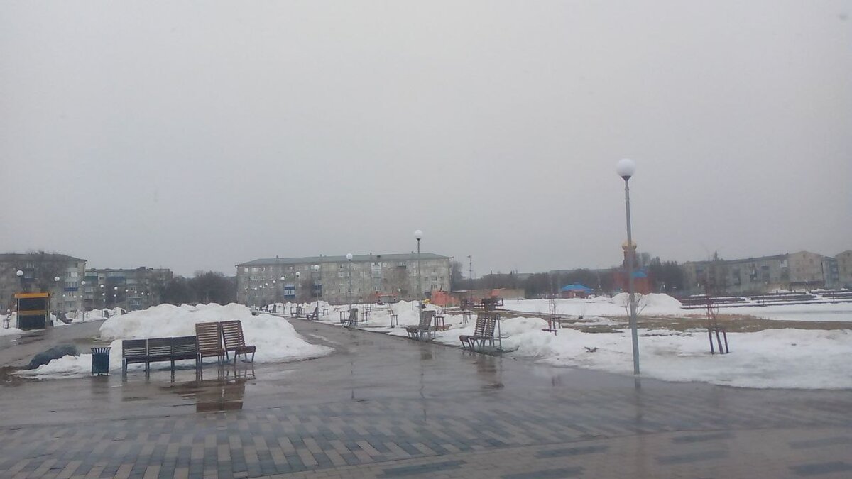 Погода, конечно, не очень, долго обещала не гулять дочь 
