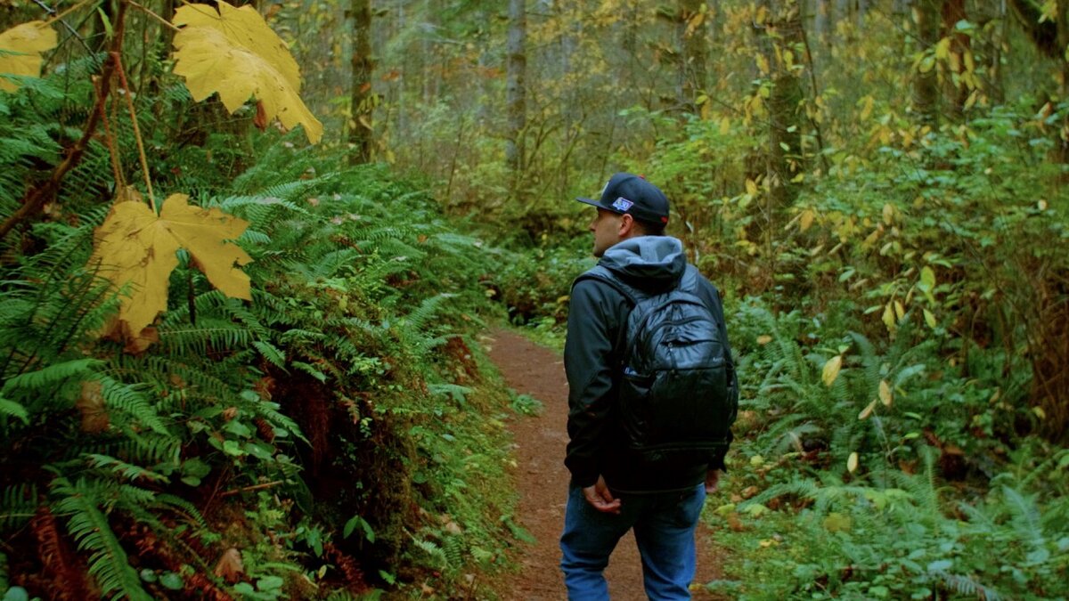 Кадр из фильма «Молъни — к океану, к берегу». Фото предоставлено центром культуры и отдыха «Победа»