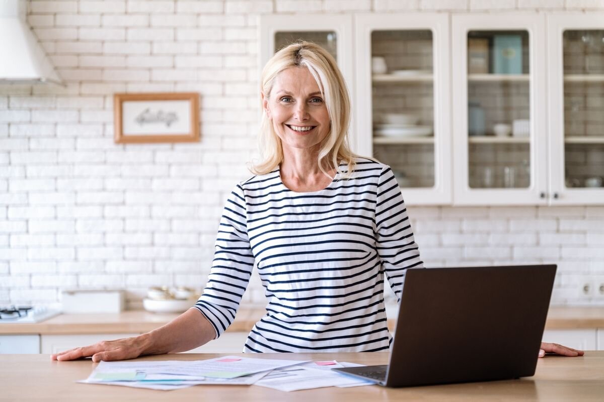 Налоговый вычет — это возврат налогов от государства. Получить его могут налоговые резиденты России📷
