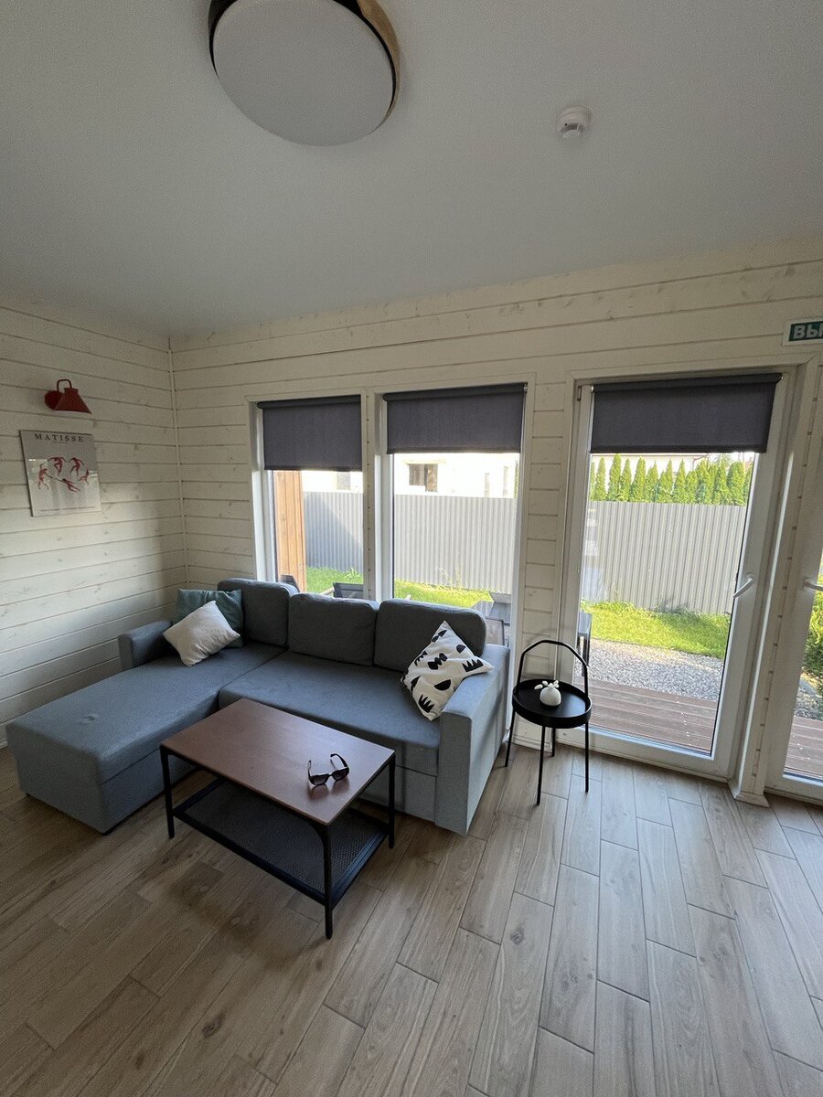 Дача 39 (The Dacha 39), внутри домика, комната на 1м этаже