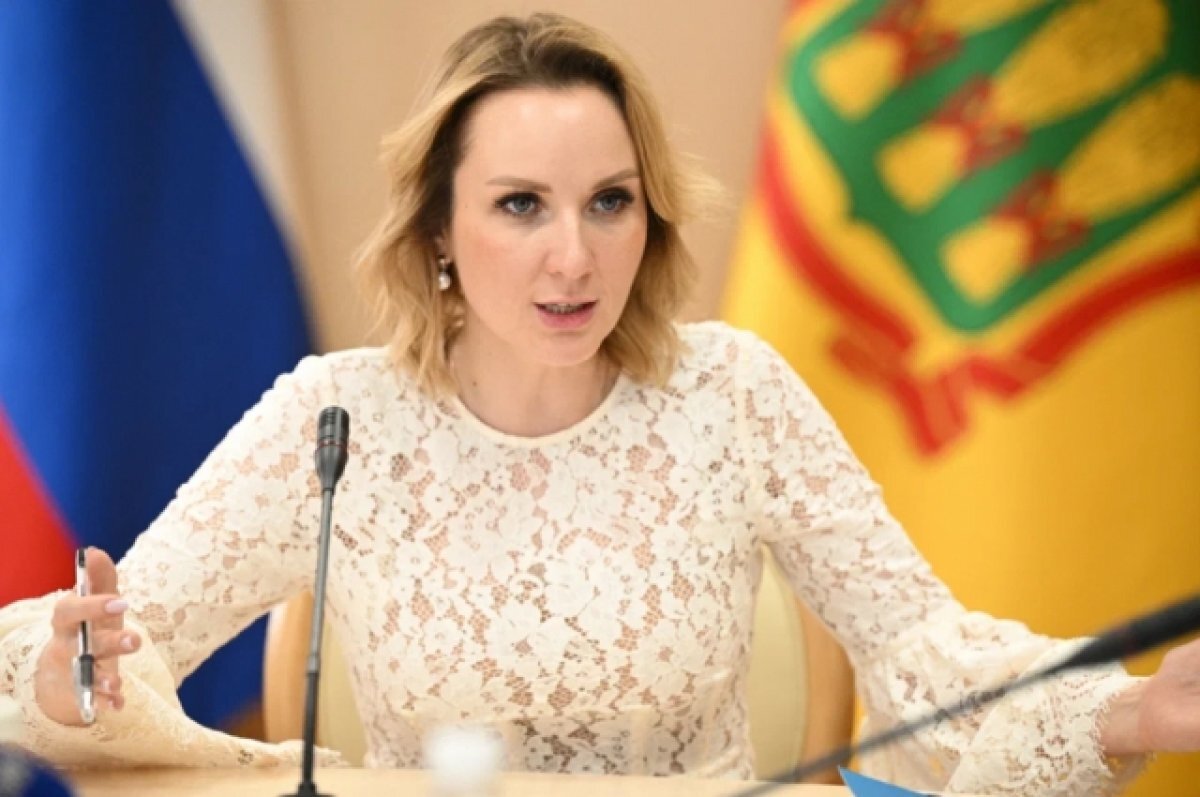   Львова-Белова: важно, чтобы дети не застревали в информационном потоке