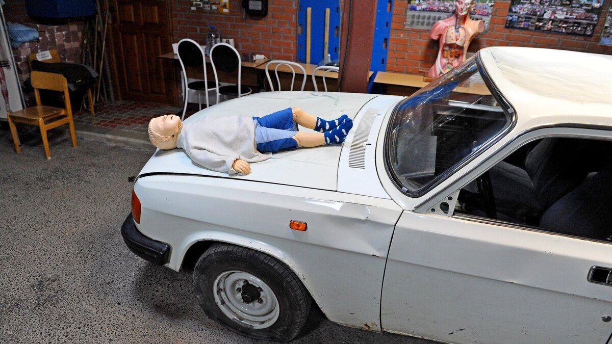     В районе Луговой во Владивостоке сбили ребенка. Пострадавшего мальчика увезли на скорой.