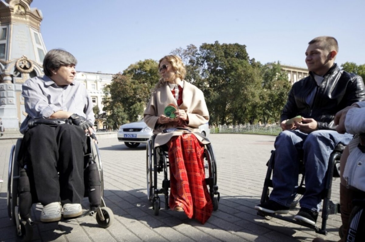    Войти в группу.