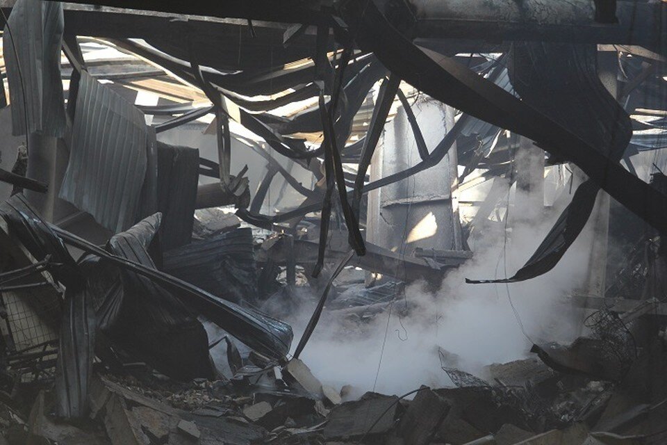    Пострадавшего мужчину вытащили из-под завалов Юлия ПЫХАЛОВА