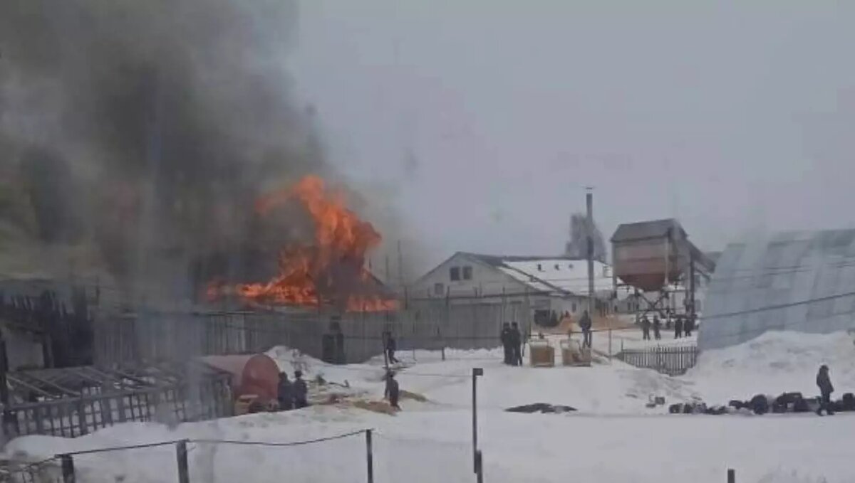 В Пермском крае случился очередной пожар в ИК. Огонь потушили спустя почти  три часа | Properm.ru | Дзен