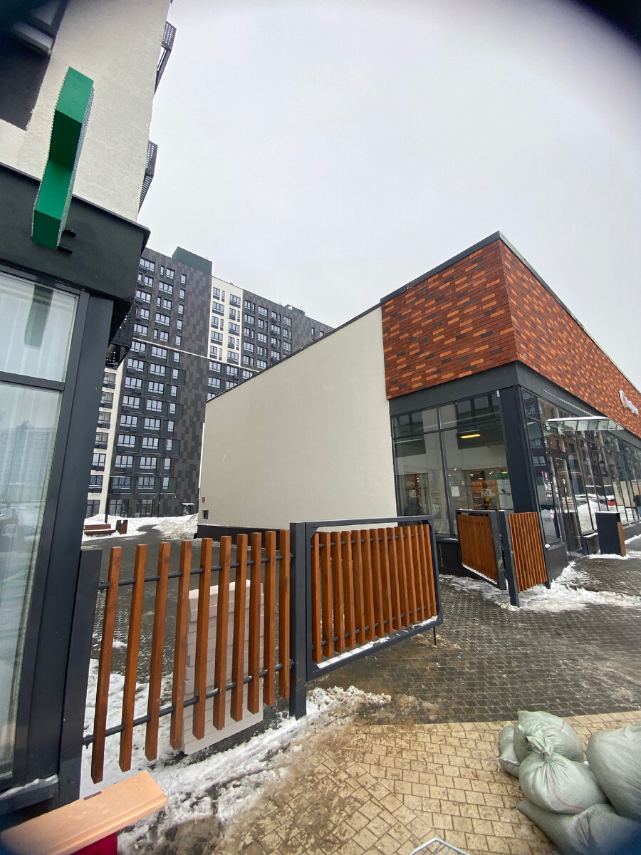 И такой ракурс на мой дом еще 