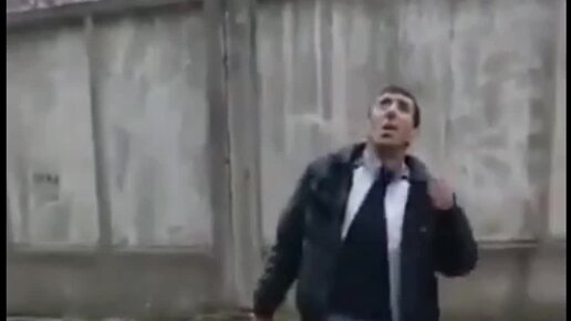 трек не навоз курнул. приколы про травку. жизнь за мкадом мем. трек не навоз курнул. мемы про траву.