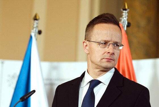    Петер Сийярто