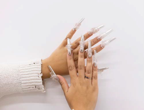 Beauty Tech Art Spa exhibition, courtesy of Izzy Scott