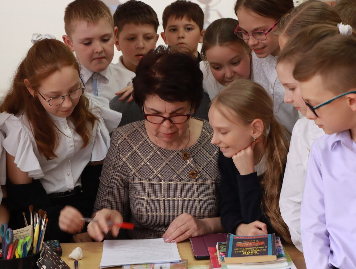 Ирина Веретенникова с учениками