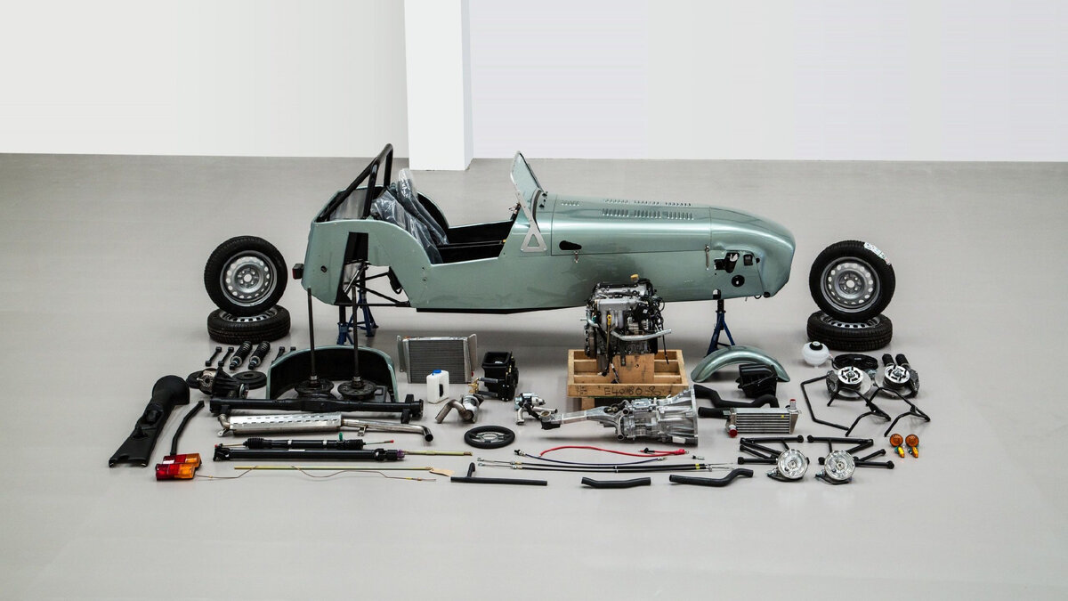 Lotus Seven в виде комплекта для самостоятельной сборки