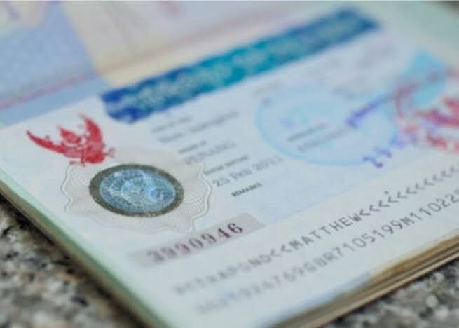 виза Тайланда вклеенная в паспорт