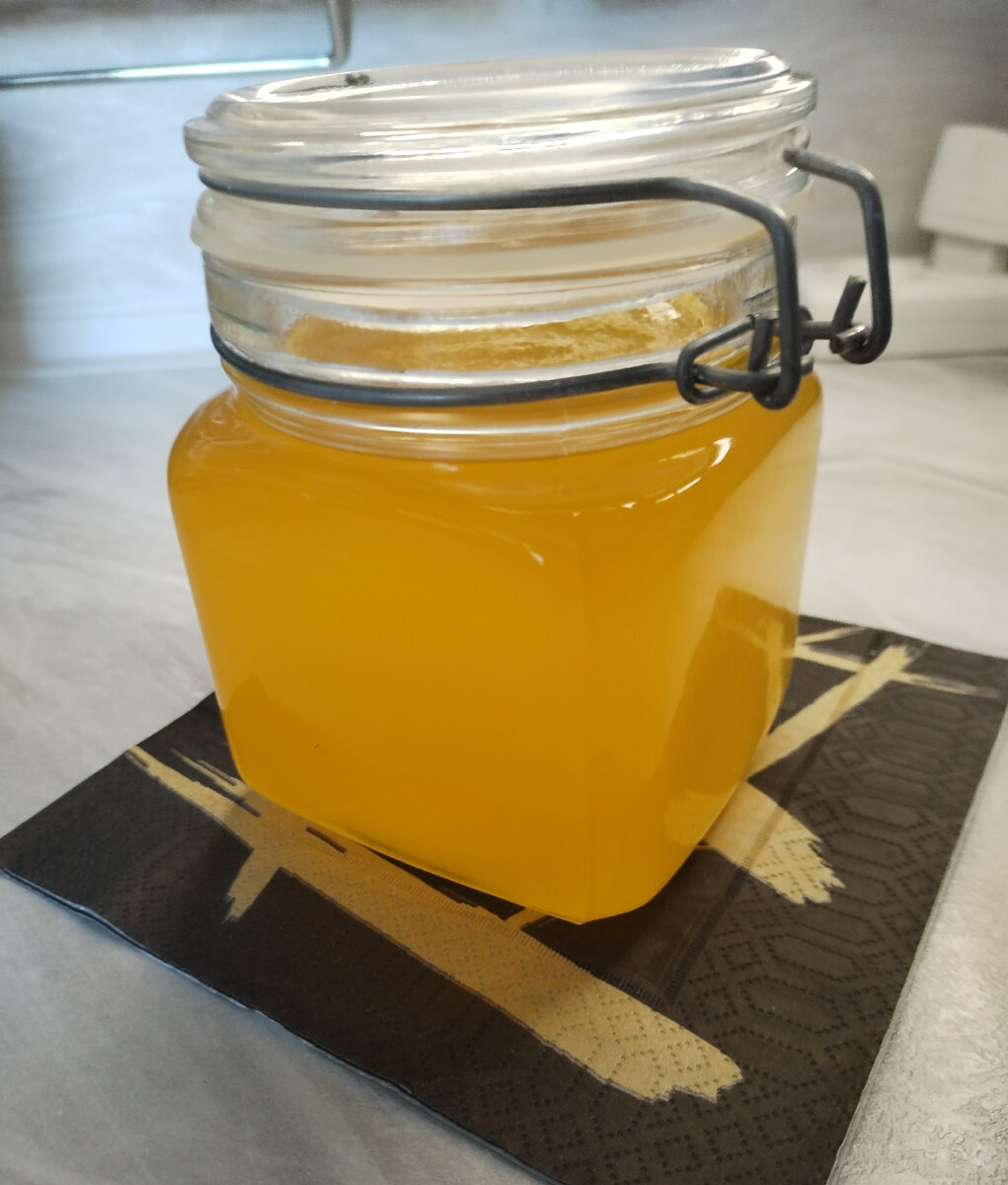 Масло Гхи это очищенное топленое масло. 