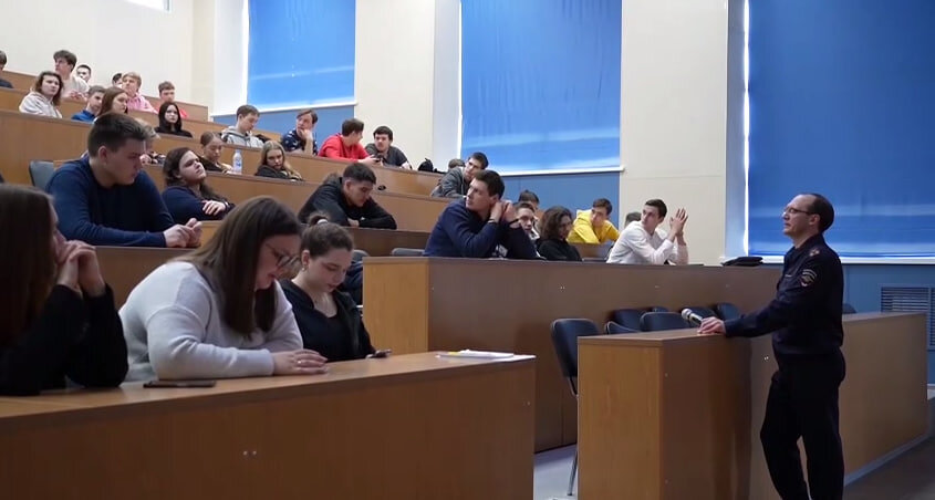скрин видео регионального ГИБДД📷
