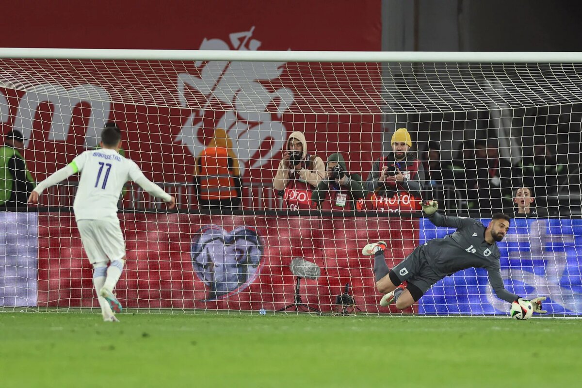 Матч по футболу между сборными Грузии и Греции © AFP 2024 / GIORGI ARJEVANIDZE