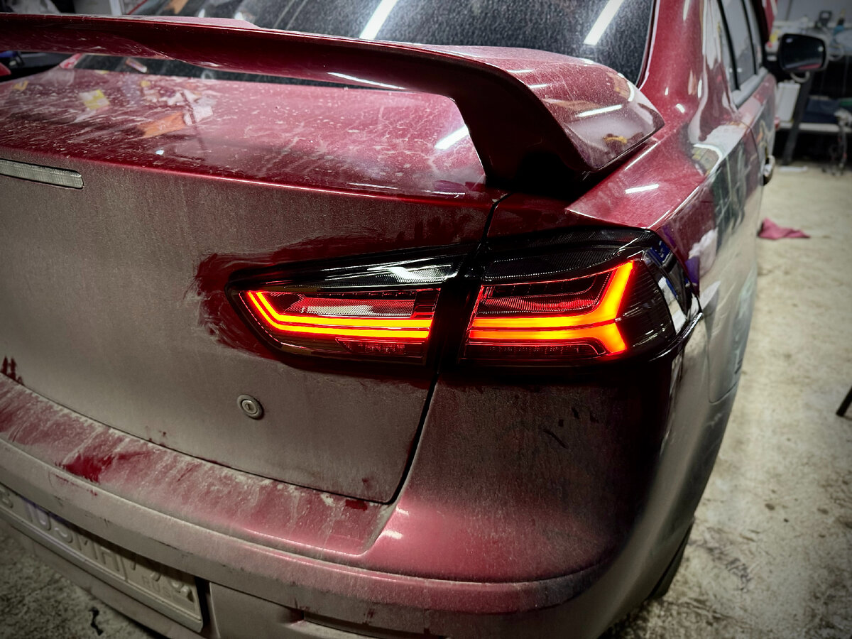 При ослеплении дальним светом фар встречных или. Ослепление фарами встречного автомобиля. При ослеплении светом фар. Особые условия движения. Внешними световыми приборами и звуковыми сигналами.