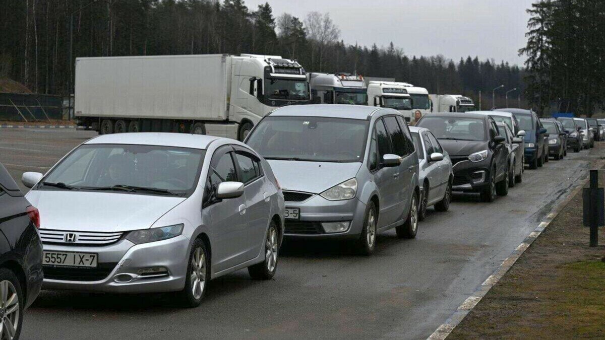 На границе Беларуси с Литвой скопилось более 2300 авто. А что в пунктах  пропуска в Польшу и Латвию? | Telegraf - Новости | Дзен