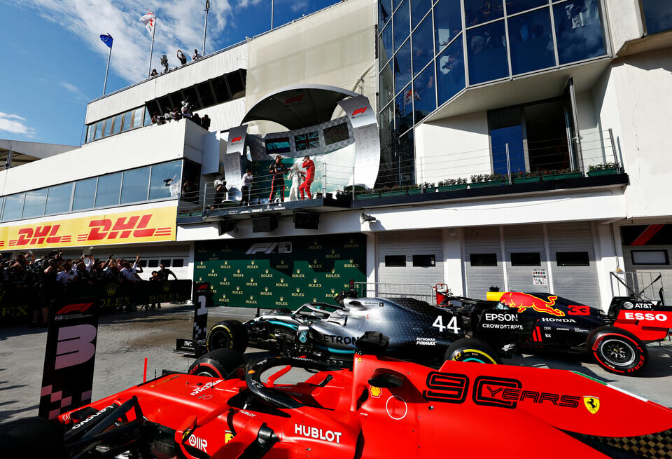    Тото Вольф: Не представляю Хэмилтона в Ferrari – ему не идет красный цветGetty Images / Red Bull Content Pool