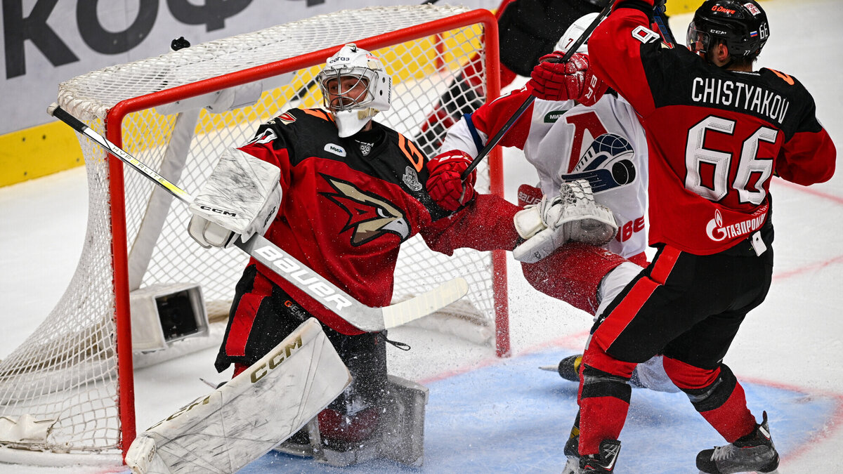 В воротах Павел Хомченко