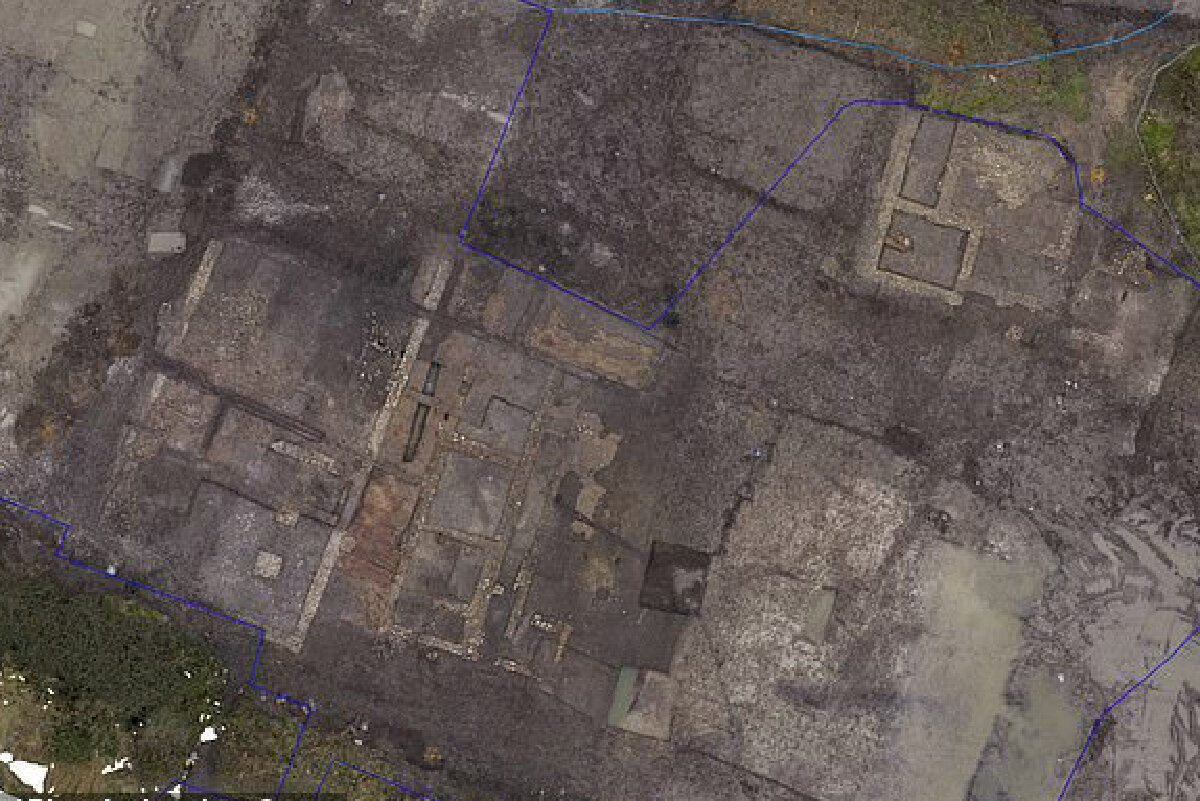 Red River Arheology Group📷Руины римской виллы нашли на исторической территории, которая была заселена еще в бронзовом веке. В скором времени на этом месте возведут жилой комплекс Barratt and David Wilson Homes