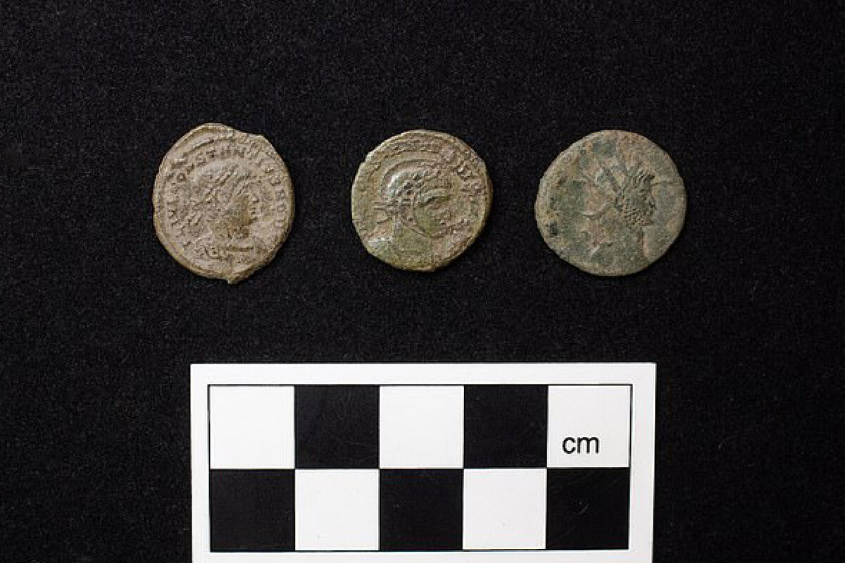 Red River Arheology Group📷Римские монеты, найденные на месте руин римской виллы в Великобритании