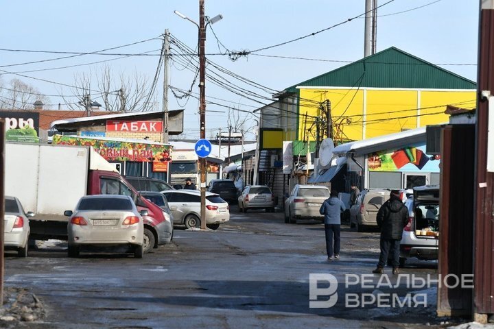 Плодоовощная база ул адоратского 65 фото Вдову Фатиха Сибагатуллина втянули в спор владельцев рынка "Привоз" Реальное вре