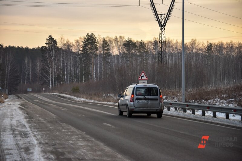 архангельск туризм. ветров в архангельске. астрахань падение опор электропередач. упавшее дерево на дом. конецдворье архангельской области.