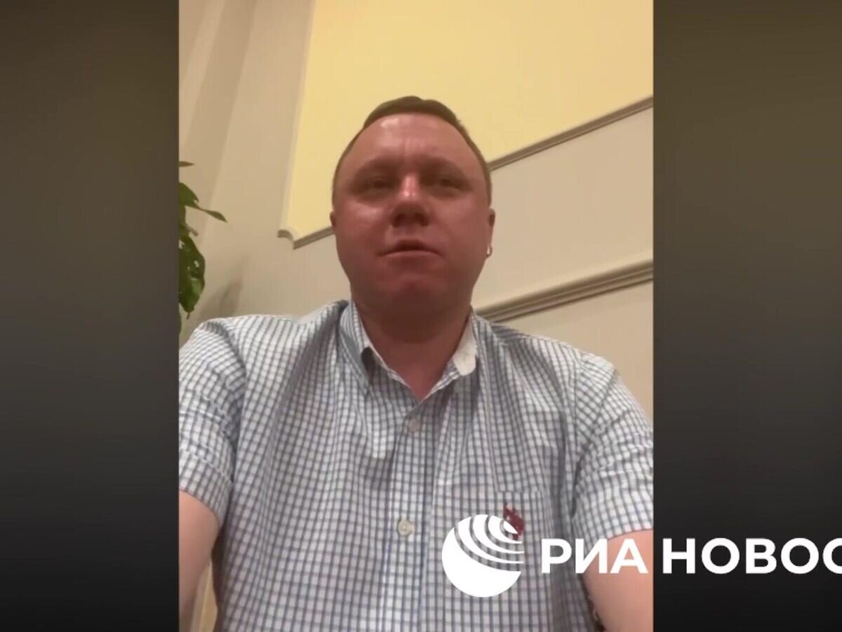    Сотрудник строительной фирмы опроверг информацию о принадлежности к спецслужбам© РИА Новости