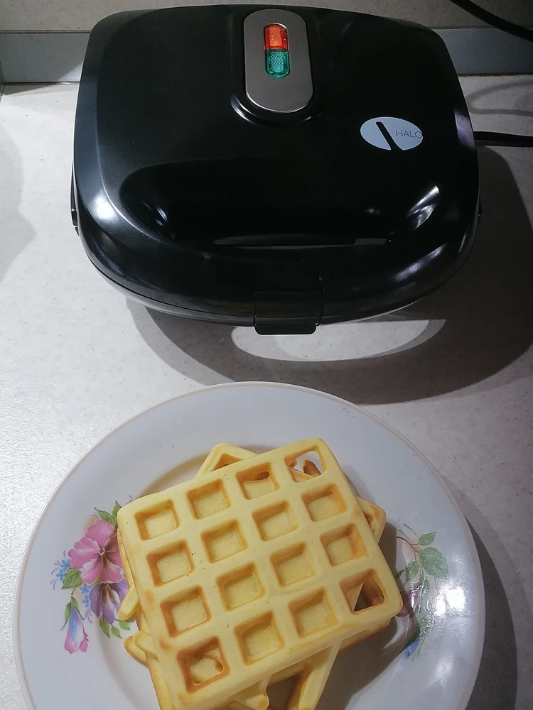 Мультипекарь 8 в 1. Мультипекарь 3 в 1. Мультипекарь hi cg303. Контролер со сменными панелями. Мультипекарь redmond rmb-m606 черный.