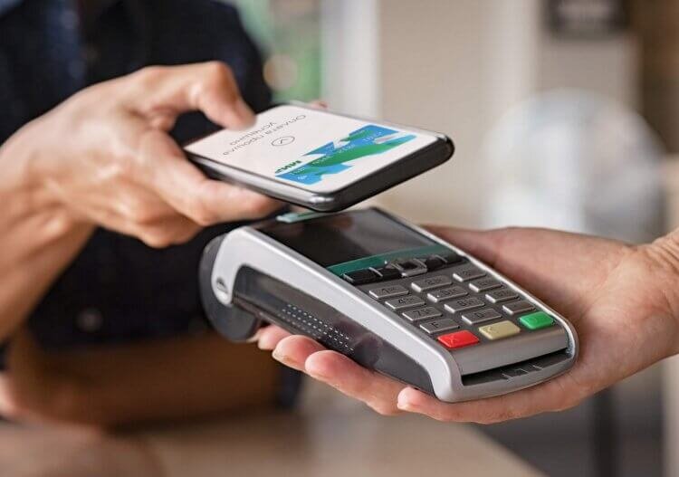    Google удалила Mir Pay из Плей Маркета, но выход есть. Фото: Plus-one.ru