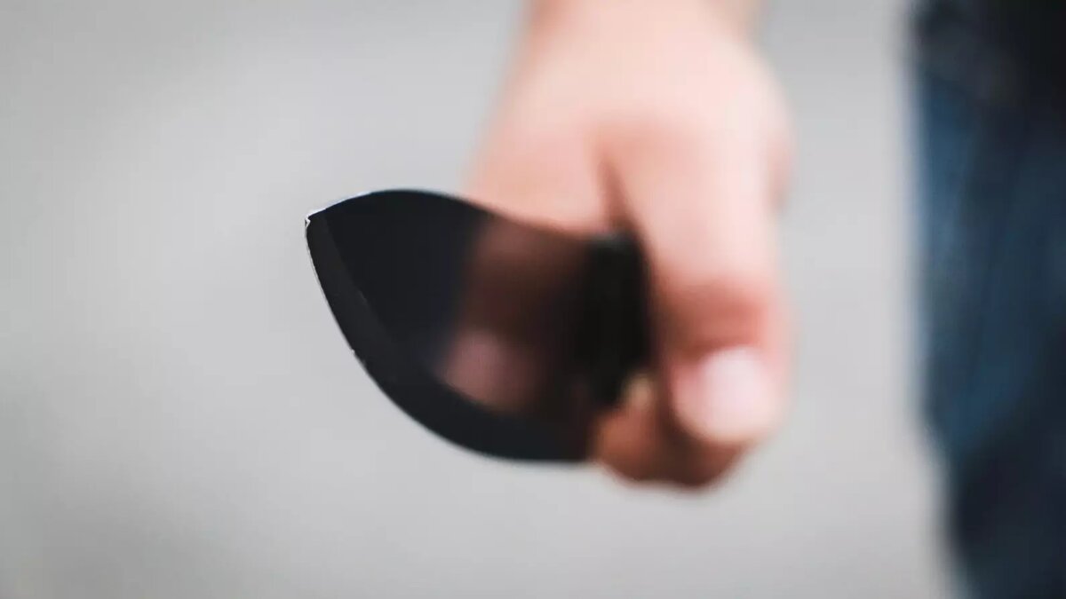     В Бугульме минувшей ночью ветеран пограничных войск Ильдус Мавлютов получил пять ножевых ранений. Об этом пишет Telegram-канал «Светлый/Бугульма».