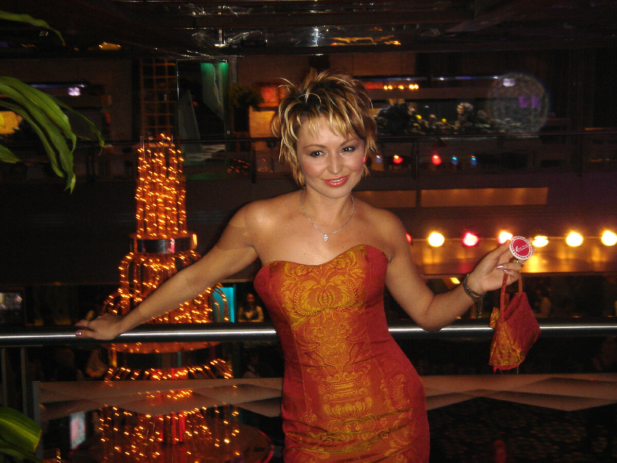 Катя Лель в пору первой славы песни "Мой мармеладный". Фото Said Gadzhiev/Russian Look 