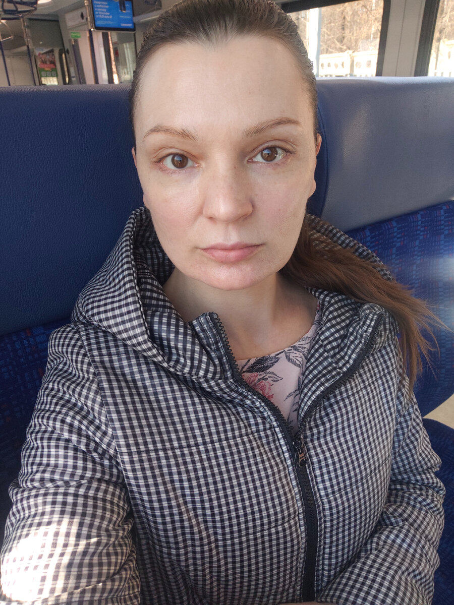 фото (27.03) по пути к месту эксплуатации. Автор в весе 63 килограмма с наетыми брыльками и лёгким рабоче-крестьянским румянцем