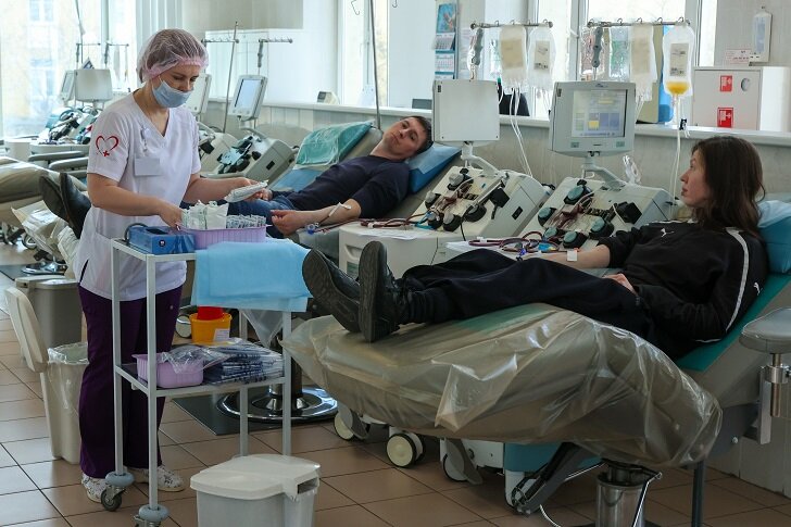    Более 24 тыс. доноров в течение трёх дней сдали кровь для пострадавших в теракте в "Крокусе". Фото: Petrov Sergey/globallookpress