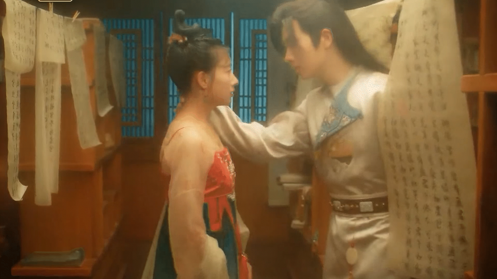 GIF cоздана из общедоступных источников