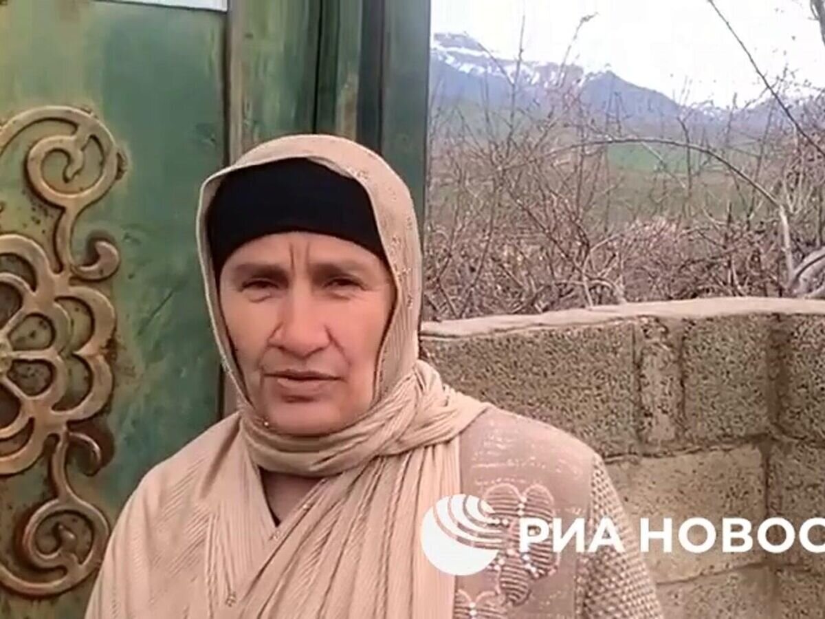    Супруга брата обвиняемого в совершении теракта в "Крокусе" выразила соболезнования© РИА Новости