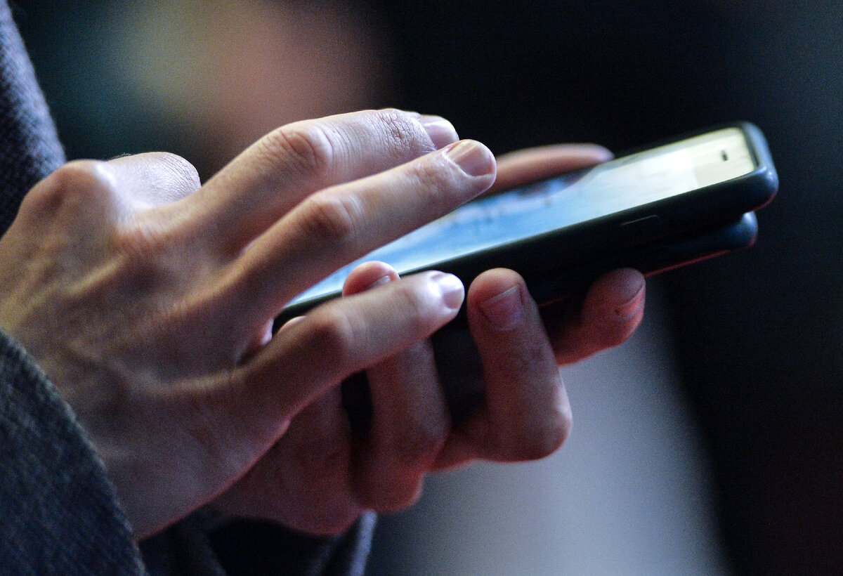 Излюбленный способ финансового мошенничества в Латвии - по телефону / © Sputnik, Владимир Песня