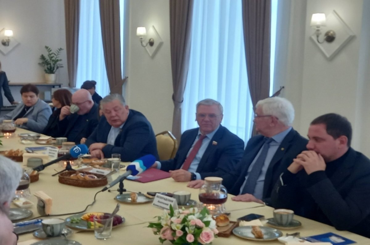    Нижегородские парламентарии рассказали о своих победах и ошибках