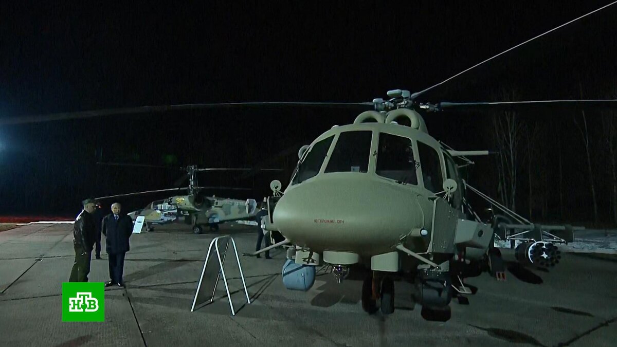    Путину в Торжке показали разрывающую танки ракету «Хризантема»