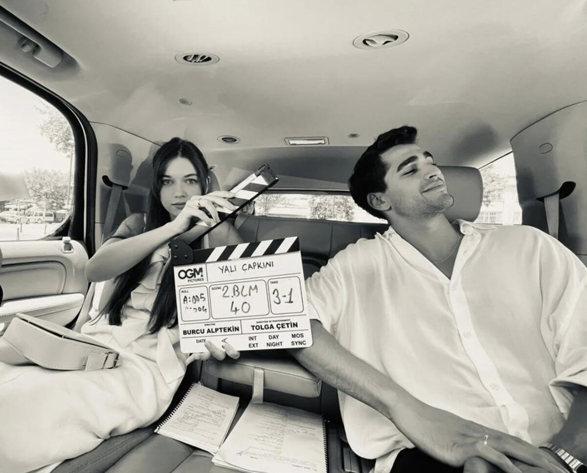 Сейран и Ферит. Источник Фото: https://imghub.ru/seyran-i-ferit-v-realnoy-jizni-vstrechayutsya