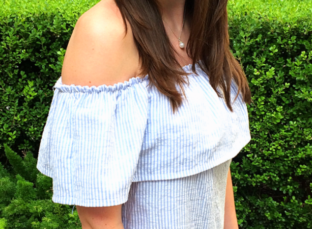    С воланом   
Источник: «Sew bake decorate»