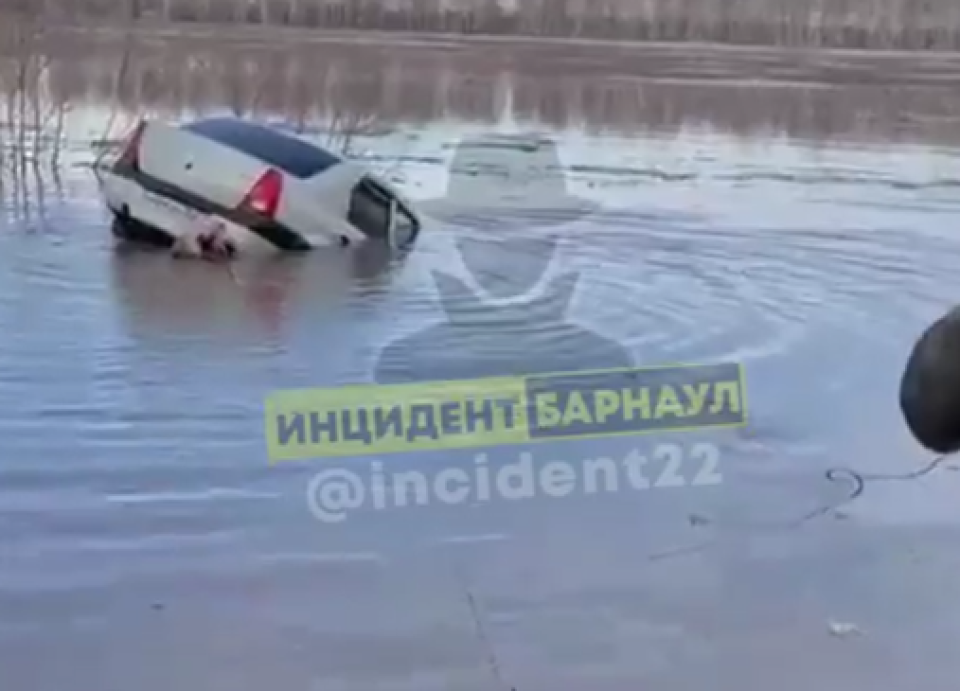    ДТП. Источник: Инцидент Барнаул