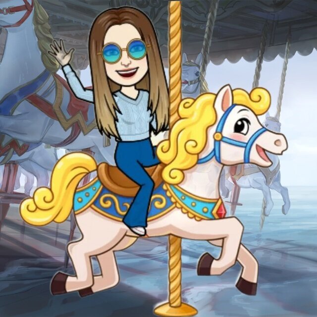 Персонаж создан в приложении Bitmoji