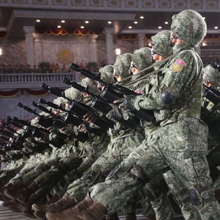 Военный парад в Пхеньяне