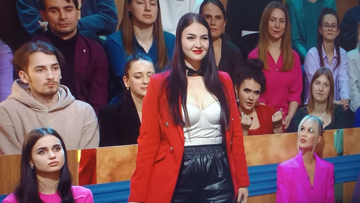 Скриншот шоу Ольги Бузовой📷
